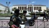 Σφίγγουν τον κλοιό στο ΕΚΠΑ