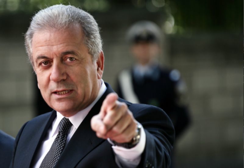 Αβραμόπουλος: Ισχυρή η συμφωνία - Δεν αποτελεί μαγική λύση