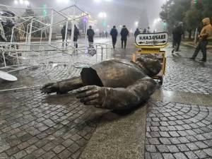 Καζακστάν: Βίαιες διαδηλώσεις, με αφορμή τις ανατιμήσεις στην ενέργεια (video)