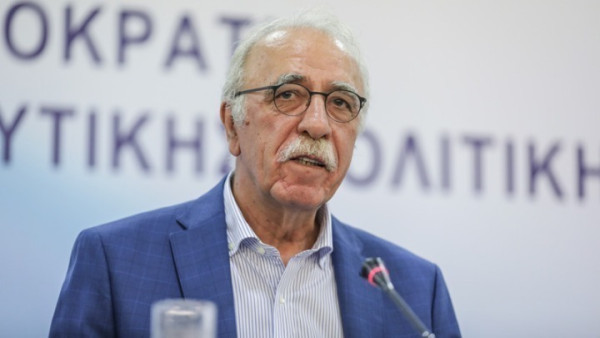 Ο Βίτσας προτιμά τον Τσακαλώτο από την Αχτσιόγλου