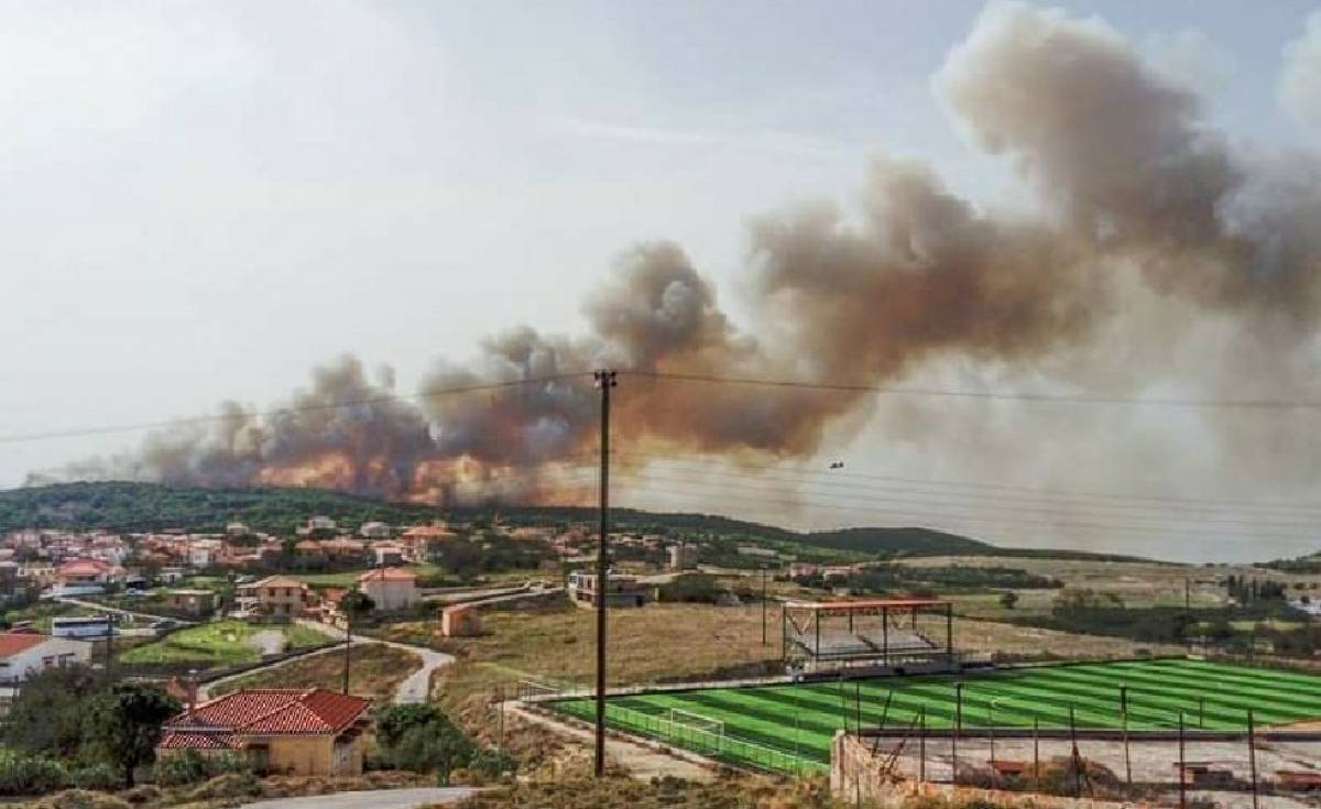 Σε εξέλιξη το πύρινο μέτωπο στη Ζάκυνθο-Στάχτη χιλιάδες στρέμματα