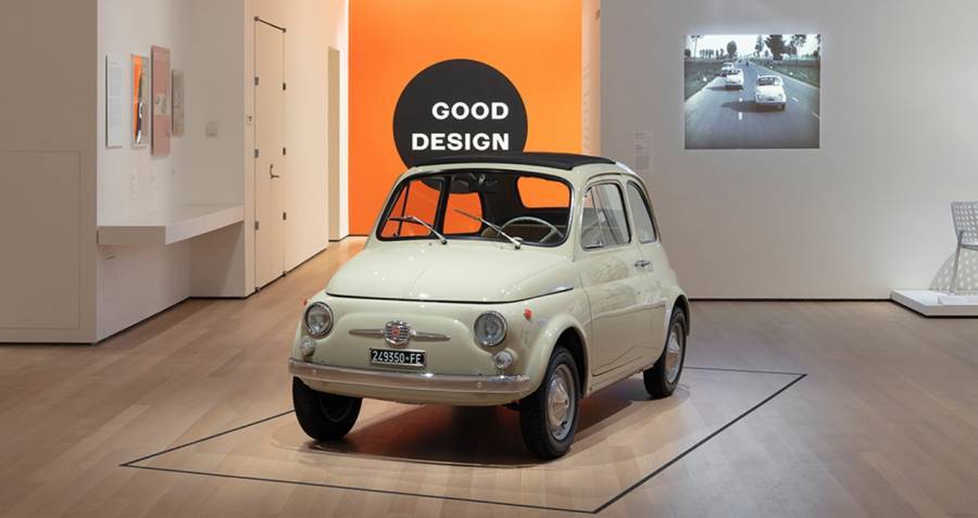 Τι κάνει ένα συλλεκτικό Fiat 500 στο Μουσείο Μοντέρνας Τέχνης