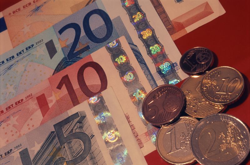 Ο κύκλος των χαμένων οφειλών - Αναζητούνται 65 δισ.