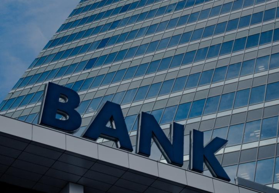Alpha Finance: Διψήφια ποσοστά κερδοφορίας μέχρι το 2026 στις τράπεζες