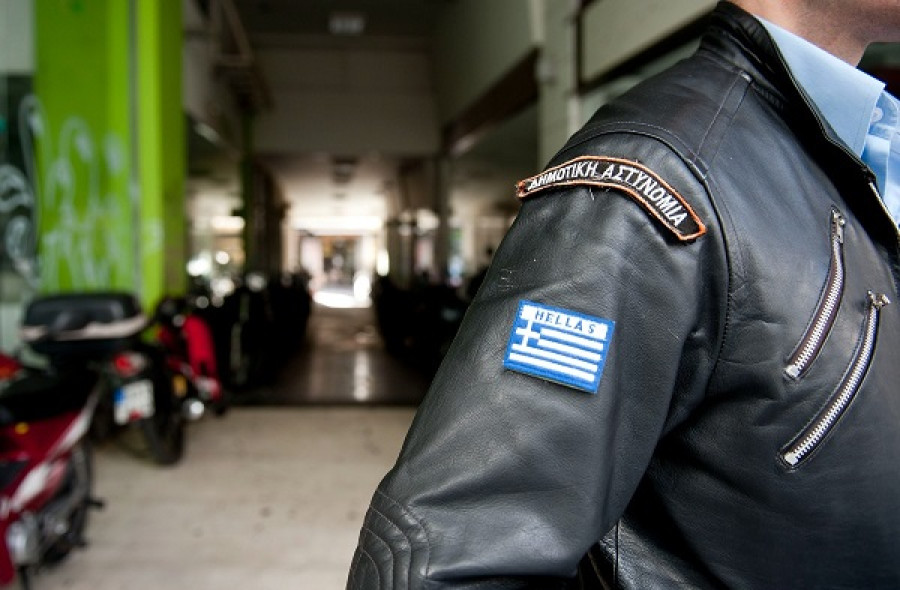 «Πράσινο φως» για 1.213 προσλήψεις στη δημοτική αστυνομία