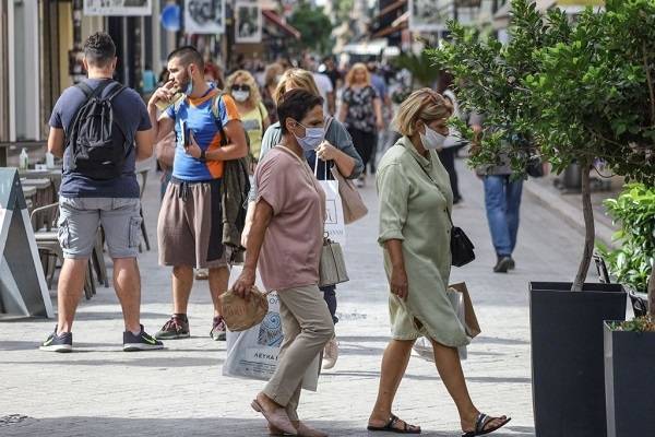 Η απειλή του lockdown επαναφέρει τα μέτρα στήριξης αγοράς-εργασίας