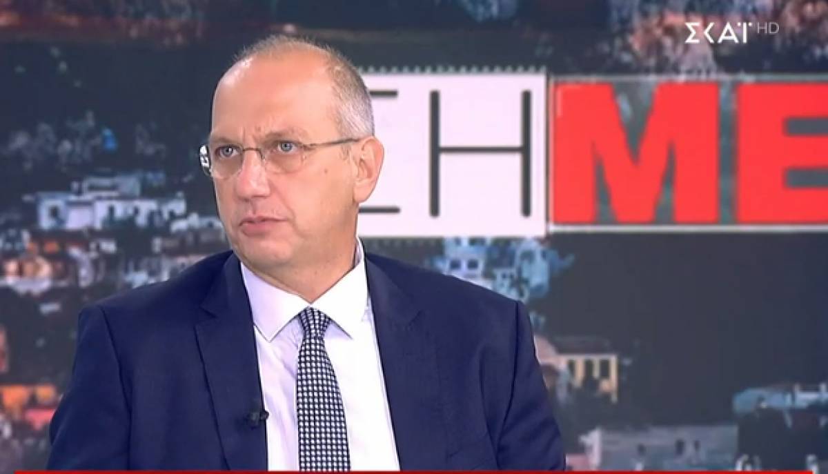 Η κυβέρνηση... συζητά επέκταση υποχρεωτικών εμβολιασμών στο Δημόσιο