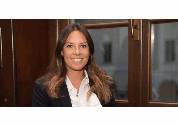 Κομισιόν: Περί άλλων τυρβάζει για τους αναγκαστικούς γάμους ανηλίκων!