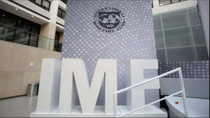 Ανοιχτή κριτική του ΔΝΤ στην οικονομική πολιτική της Τρας