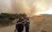 Πυρκαγιά-Αρκαδία: Σε εξέλιξη νέο μέτωπο στα Κάτω Δολιανά