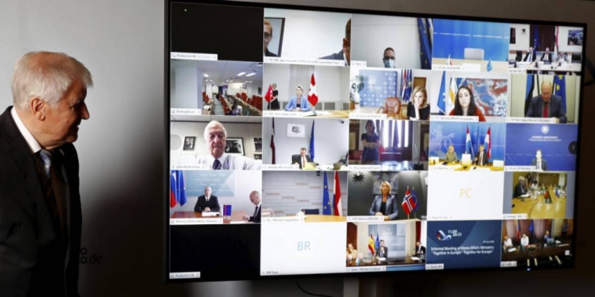 Ζεεχόφερ:Ντροπιαστικό για την ΕΕ να μην έχει λύσει το προσφυγικό
