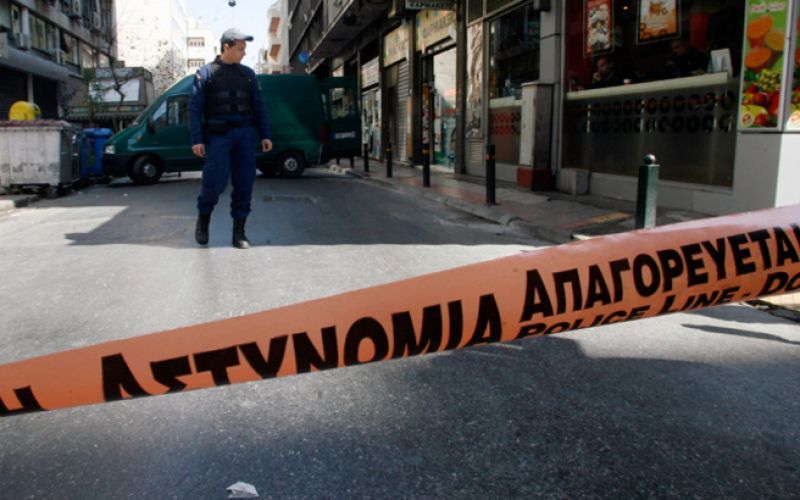 Μποτιλιάρισμα στο κέντρο λόγω βόμβας - Κλειστή η Σταδίου