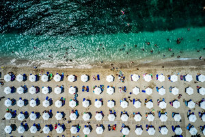 MyCoast: «Βροχή» καταγγελιών στην πλατφόρμα για τις αυθαιρεσίες των παραλιών