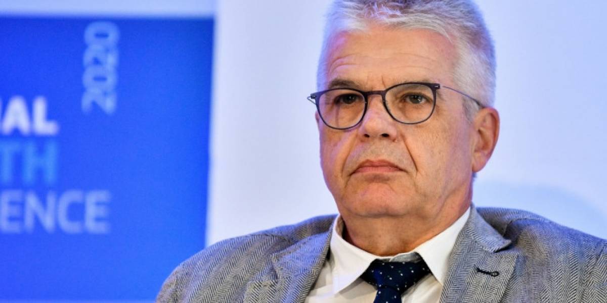Γώγος: Να κρατηθούμε ζωντανοί μέχρι να εμβολιαστούν οι ευπαθείς ομάδες