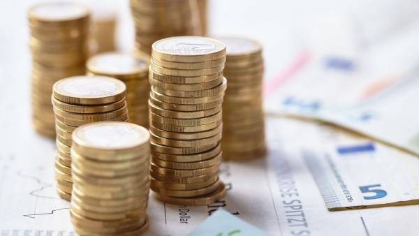 ΑΑΔΕ: Τι δείχνουν τα στοιχεία για ελ.επαγγελματίες, φόρους και ακίνητα;