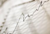Alpha: Πάνω από το 1% ο πληθωρισμός φέτος
