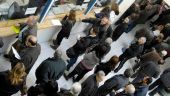 «Φρενάρει» την Αντωνοπούλου το ΥΠΟΙΚ για τις 12 δόσεις