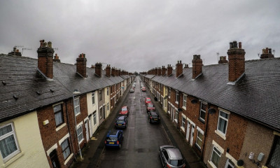 Ηνωμένο Βασίλειο: Θλιβερό ευρωπαϊκό ρεκόρ στην έλλειψη στέγης