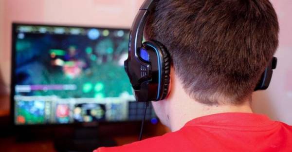 Πόσο «κολλημένα» είναι με το gaming τα παιδιά στην Ελλάδα;