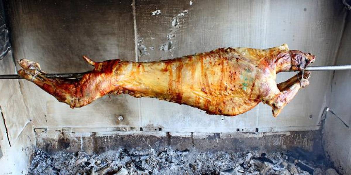 «Φουντώνουν» οι υπηρεσίες delivery για το πασχαλινό τραπέζι
