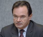 Παπακωνσταντίνου: Στόχος 7 δισ. ευρώ από αποκρατικοποιήσεις στην τριετία
