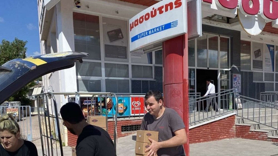 Μασούτης: Στο πλευρό των πλημμυροπαθών με εκπτώσεις τροφίμων και νερών