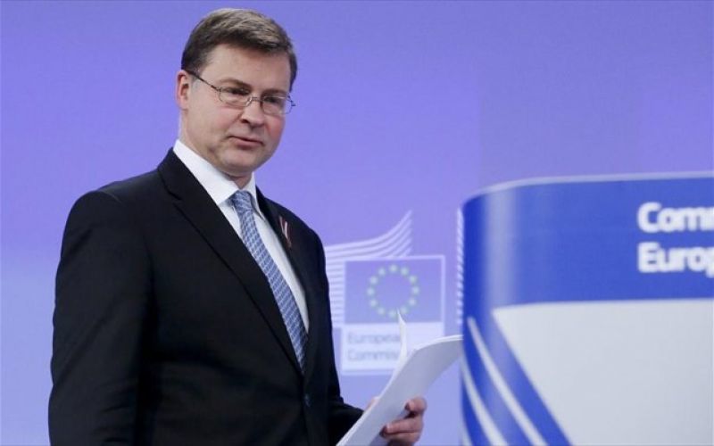 Στον Ντομπρόβσκις το χαρτοφυλάκιο του Βρετανού παραιτηθέντα Επιτρόπου