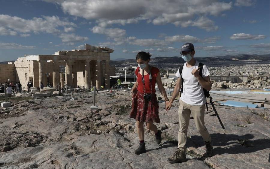 Οι τρεις προκλήσεις για τον τουρισμό το 2022