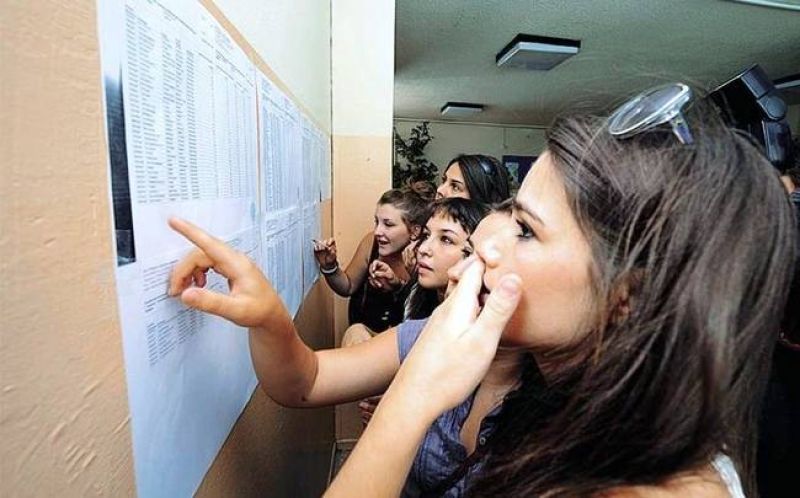 Εισαγωγικές Εξετάσεις: Πως κινήθηκαν οι βάσεις- Αιτίες και παράδοξα