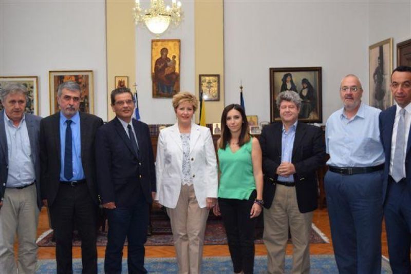 Ο Όμιλος ΕΛΠΕ στηρίζει το έργο απορρύπανσης του Θερμαϊκού