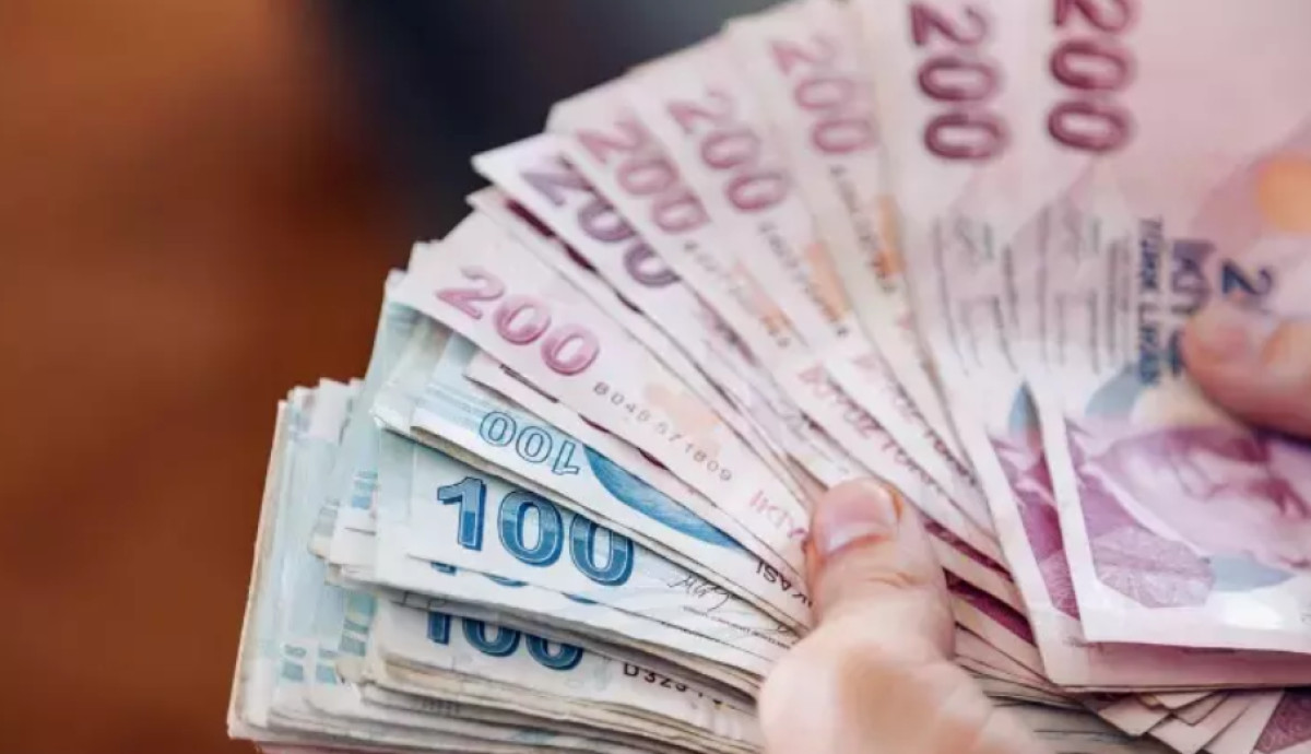 Αυξάνεται κατά 49% ο κατώτατος μισθός στην Τουρκία