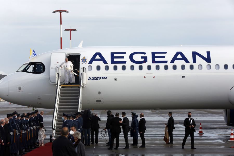Η AEGEAN μετέφερε τον Πάπα Φραγκίσκο σε Ελλάδα και Κύπρο