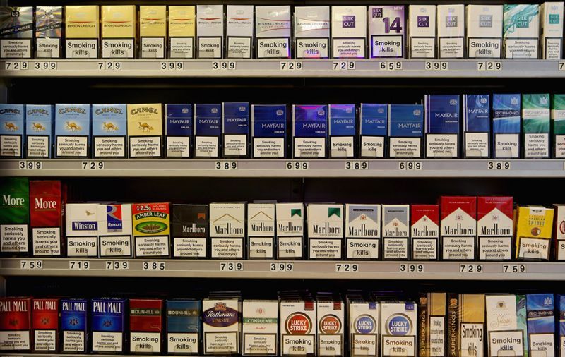 Λαθρεμπόριο χωρίς σύνορα:«Απώλειες» στη Βρετανία από τις αυξήσεις σε ΕΦΚ