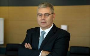 ΕΛΠΕ: Πωλήσεις ‎€1,47 δισ. το γ’ τρίμηνο του 2020-Αύξηση εξαγωγών κατά 10%