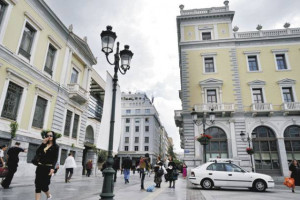 Αιόλου, ο δρόμος των θορύβων και των... αντιθέσεων
