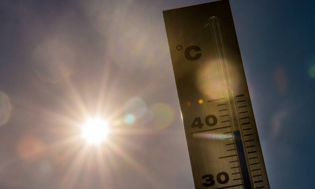 Καιρός: Καύσωνας με 42 βαθμούς Κελσίου έως και το Σάββατο