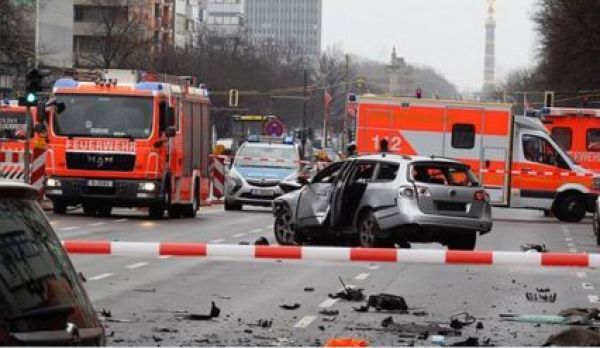 Βερολίνο: Έκρηξη με έναν νεκρό-Οι Αρχές εξετάζουν βομβιστική επίθεση