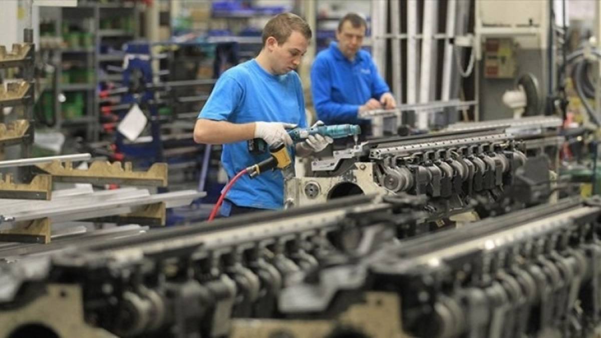 ΗΠΑ: Σε χαμηλό 11 ετών βυθίστηκε τον Απρίλιο η μεταποίηση