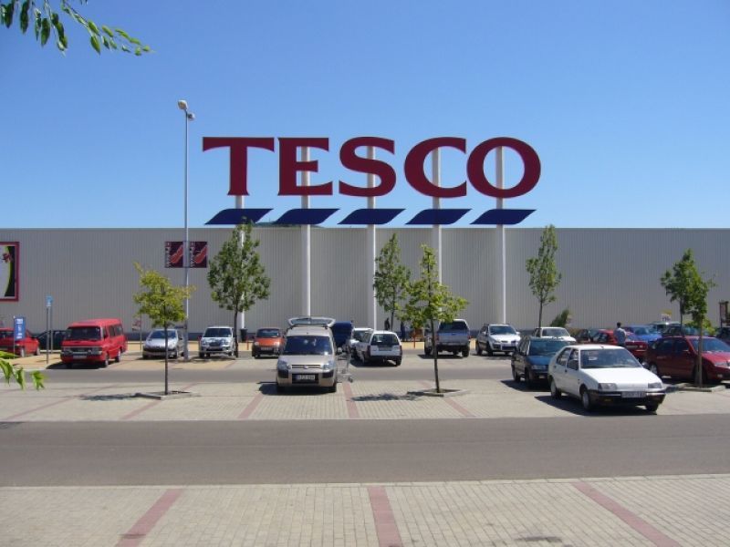 Οι καταναλωτές εμπιστεύονται και πάλι την Tesco