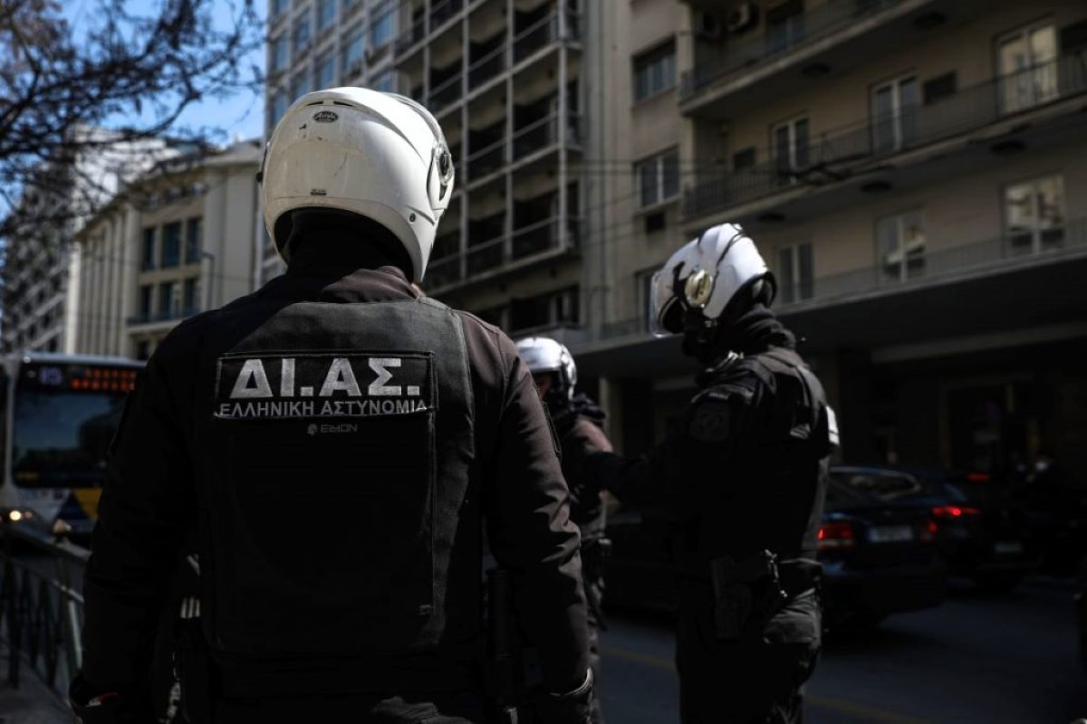 Κολωνός: 73χρονος επίδοξος ληστής καταστήματος με περίστροφο – Συνελήφθη από τη ΔΙΑΣ