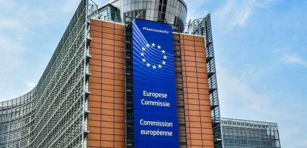 Κομισιόν: Παροχή στήριξης και ευελιξίας στον κλάδο των μεταφορών