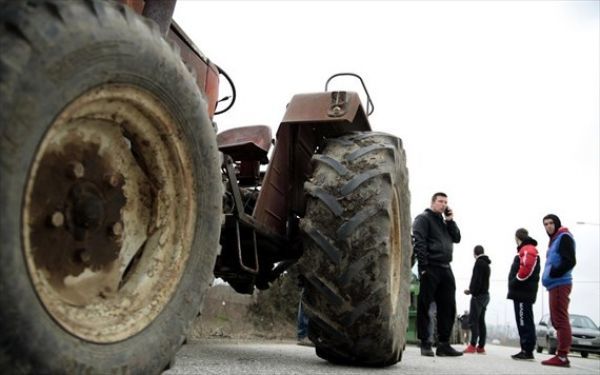 Φεύγουν οι αγρότες από Νίκαια και Πλατύκαμπο