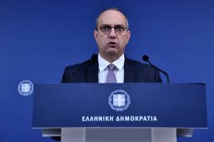 Οικονόμου για παράταση μέτρων: Κάθε βδομάδα θα σταθμίζουμε την κατάσταση
