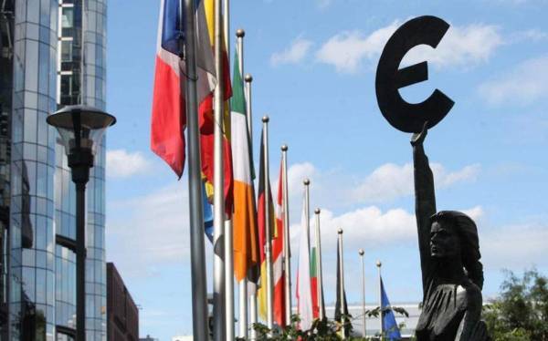 Ευρωζώνη: Υποχώρησε το εμπορικό πλεόνασμα τον Ιανουάριο
