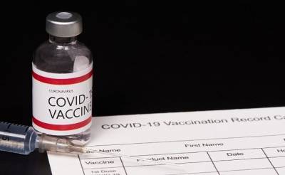 Πρόστιμα για πλαστά πιστοποιητικά εμβολιασμού-Θεσπίζονται ανώτατα όρια για τεστ