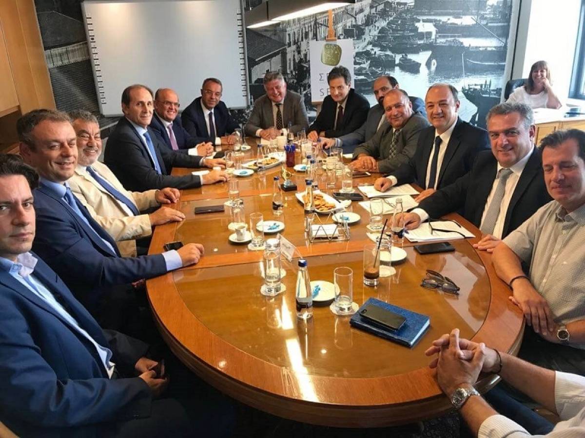 Θέματα φορολογικής πολιτικής στο ραντεβού Σταϊκούρα - ΣΕΒΕ