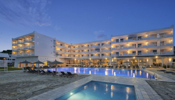 Attica Group: «Χτίζει» θέση στον ξενοδοχειακό κλάδο- Τα επόμενα βήματα