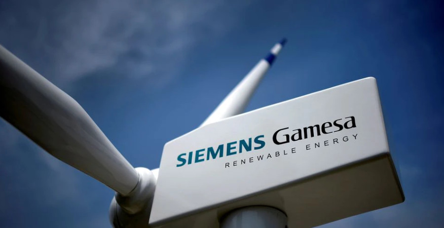 «Τσεκούρι» σε 2.900 θέσεις εργασίας από τη Siemens Gamesa