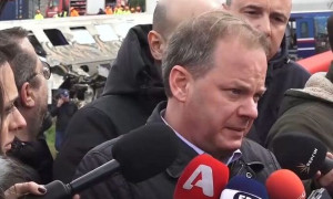 Καραμανλής-Τέμπη: Θα διερευνήσουμε με διαφάνεια τα αίτια της τραγωδίας