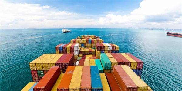 Υποχώρησε κατά 2% η δύναμη του εμπορικού στόλου τον Ιούλιο